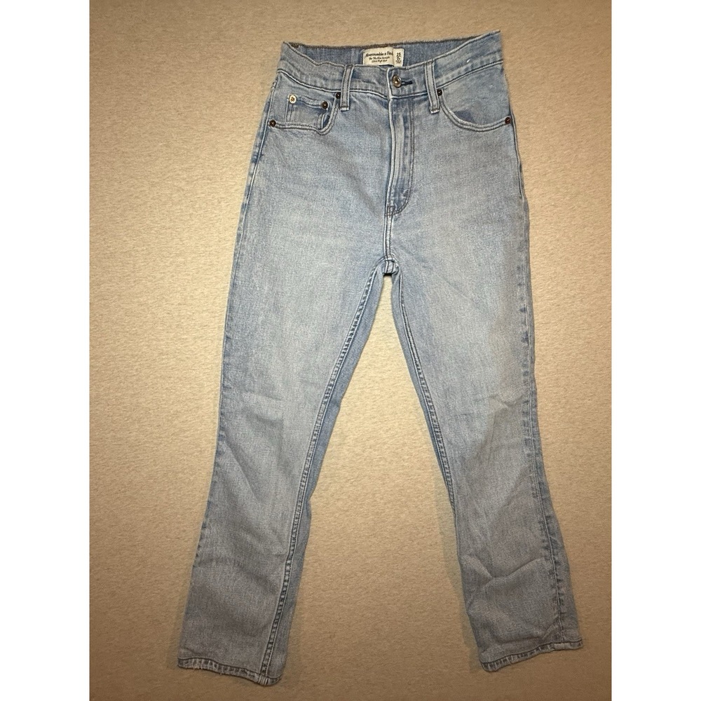 Abercrombie Woman's The 90s Slim Straight Light Wash Blue Jeans Size 25